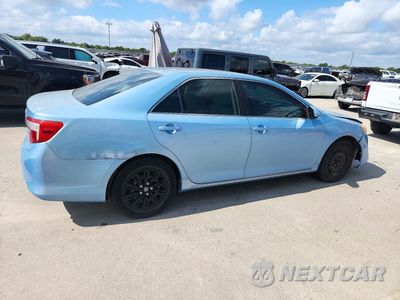 Trzecie zdjęcie samochodu z tyłu: 2012 TOYOTA CAMRY LE VIN:4T4BF1FK3CR202917 - miniatura