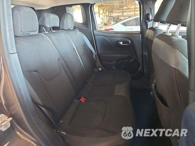 Zdjęcie 10 z 13 samochodu: 2018 JEEP RENEGADE LATITUDE VIN:ZACCJABB2JPH39378 - miniatura