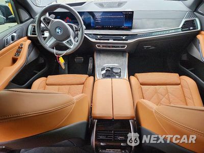 Zdjęcie 8 z 13 samochodu: 2026 BMW X5 XDRIVE50E VIN:5UX43EU07T9328983 - miniatura