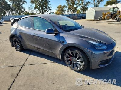 Czwarte zdjęcie samochodu z boku: 2022 TESLA MODEL Y VIN:7SAYGDEF6NF408100 - miniatura