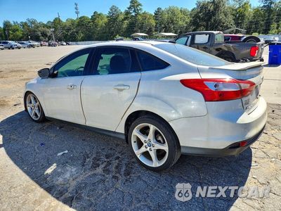 Drugie zdjęcie samochodu z przodu: 2013 FORD FOCUS TITANIUM VIN:1FADP3J21DL116879 - miniatura