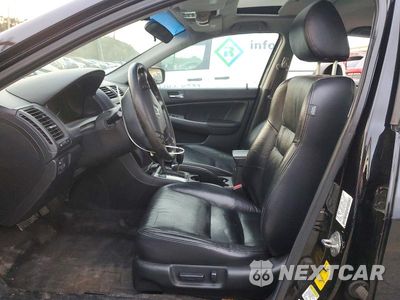Zdjęcie 7 z 12 samochodu: 2007 HONDA ACCORD EX VIN:1HGCM66517A106129 - miniatura