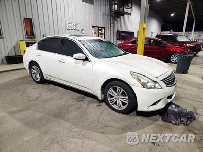 Czwarte zdjęcie samochodu z boku: 2013 INFINITI G37 SEDAN X VIN:JN1CV6AR3DM756826 - miniatura