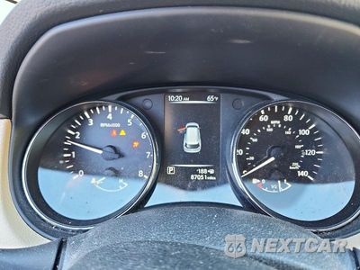 Zdjęcie 9 z 13 samochodu: 2017 NISSAN ROGUE SV VIN:5N1AT2MV9HC737930 - miniatura