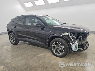 Czwarte zdjęcie samochodu z boku: 2026 CHEVROLET TRAX 1LT VIN:KL77LHEP4TC251677 - miniatura
