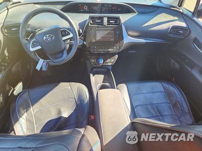 Zdjęcie 8 z 12 samochodu: 2016 TOYOTA PRIUS TWO VIN:JTDKBRFUXG3506865 - miniatura