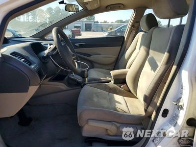 Zdjęcie 7 z 12 samochodu: 2010 HONDA CIVIC LX VIN:2HGFA1F57AH577901 - miniatura