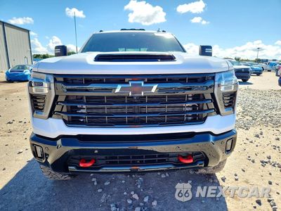 Piąte zdjęcie samochodu w środku: 2025 CHEVROLET SILVERADO K2500 HEAVY DUTY LTZ VIN:2GC4KPEY4S1215438 - miniatura