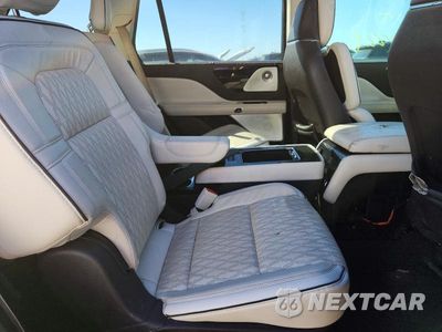 Zdjęcie 11 z 13 samochodu: 2020 LINCOLN AVIATOR BLACK LABEL VIN:5LM5J9XC1LGL15868 - miniatura