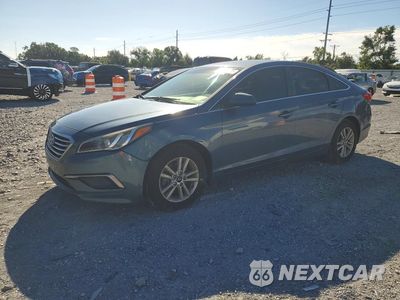 2017 HYUNDAI SONATA SE 5NPE24AF2HH511976 - główne zdjęcie licytacji z USA - miniatura