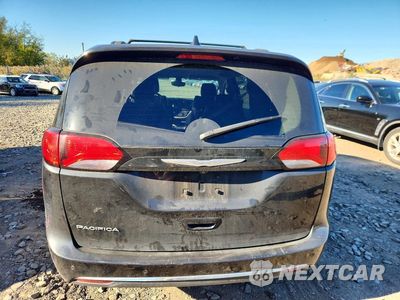 Zdjęcie 6 z 13 samochodu: 2017 CHRYSLER PACIFICA TOURING L VIN:2C4RC1BG7HR532782 - miniatura