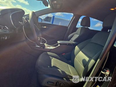 Zdjęcie 7 z 12 samochodu: 2017 CHEVROLET MALIBU LT VIN:1G1ZE5ST4HF136484 - miniatura