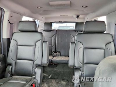 Zdjęcie 10 z 14 samochodu: 2018 CHEVROLET SUBURBAN K1500 LT VIN:1GNSKHKC0JR384732 - miniatura