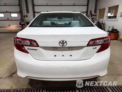Zdjęcie 6 z 12 samochodu: 2013 TOYOTA CAMRY LE VIN:4T4BF1FK4DR280642 - miniatura