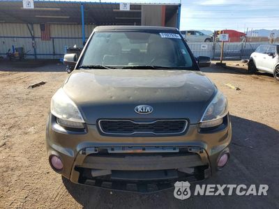 Piąte zdjęcie samochodu w środku: 2013 KIA SOUL ! VIN:KNDJT2A67D7581861 - miniatura