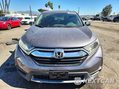 Piąte zdjęcie samochodu w środku: 2018 HONDA CR-V LX VIN:2HKRW5H32JH424110 - miniatura
