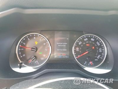 Zdjęcie 9 z 14 samochodu: 2021 TOYOTA RAV4 XLE PREMIUM VIN:2T3A1RFV3MW163235 - miniatura