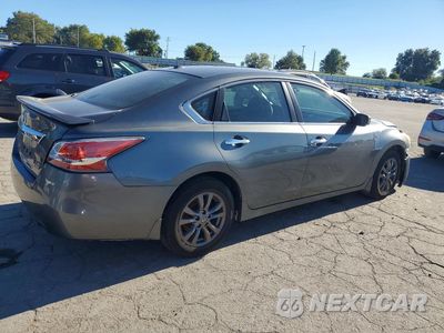 Trzecie zdjęcie samochodu z tyłu: 2015 NISSAN ALTIMA 2.5 S VIN:1N4AL3AP7FN912229 - miniatura