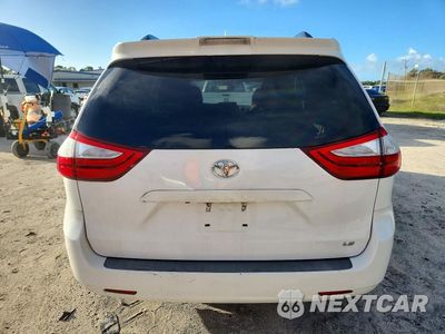 Zdjęcie 6 z 13 samochodu: 2019 TOYOTA SIENNA LE VIN:5TDKZ3DC8KS998919 - miniatura