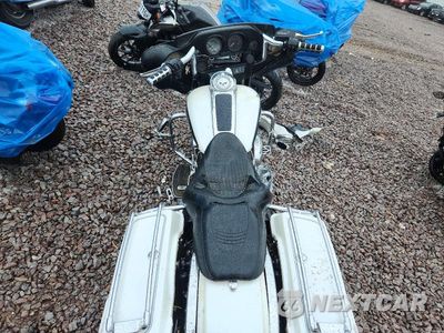 Zdjęcie 6 z 10 samochodu: 2011 HARLEY-DAVIDSON FLHTP VIN:1HD1FMM14BB631840 - miniatura
