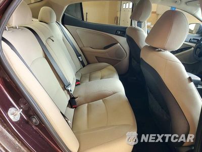 Zdjęcie 10 z 12 samochodu: 2013 KIA OPTIMA LX VIN:5XXGM4A75DG257908 - miniatura