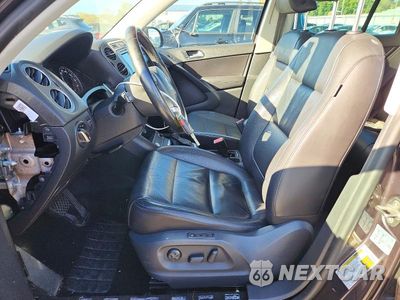 Zdjęcie 7 z 14 samochodu: 2016 VOLKSWAGEN TIGUAN S VIN:WVGAV7AX0GW546603 - miniatura