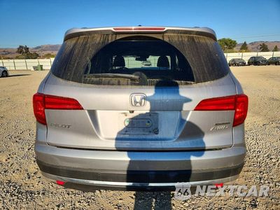 Zdjęcie 6 z 13 samochodu: 2017 HONDA PILOT TOURING VIN:5FNYF6H92HB025129 - miniatura