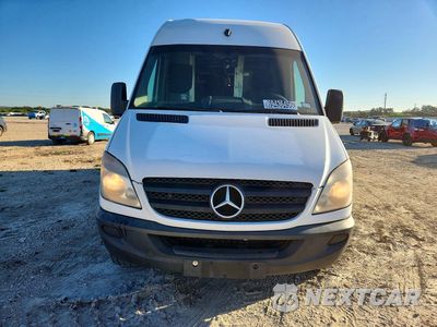 Piąte zdjęcie samochodu w środku: 2011 MERCEDES-BENZ SPRINTER 2500 DELIVERY VAN VIN:WD3PE8CB6B5581869 - miniatura