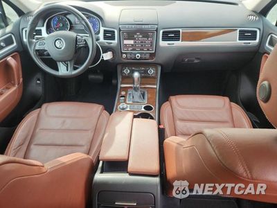 Zdjęcie 8 z 13 samochodu: 2015 VOLKSWAGEN TOUAREG V6 VIN:WVGEF9BP4FD007209 - miniatura