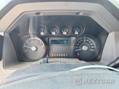 Zdjęcie 9 z 13 samochodu: 2015 FORD F350 SUPER DUTY VIN:1FDRF3G67FED29299 - miniatura