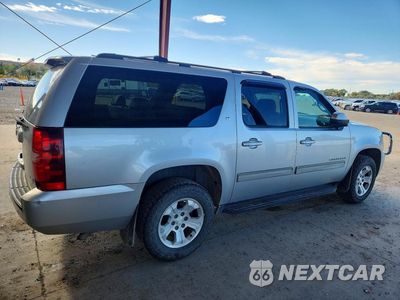 Trzecie zdjęcie samochodu z tyłu: 2011 CHEVROLET SUBURBAN K1500 LT VIN:1GNSKJE31BR209829 - miniatura