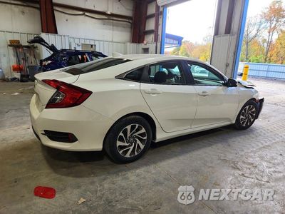 Trzecie zdjęcie samochodu z tyłu: 2017 HONDA CIVIC EX VIN:19XFC2F79HE229815 - miniatura
