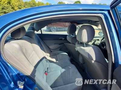 Zdjęcie 10 z 12 samochodu: 2010 HONDA CIVIC LX VIN:2HGFA1F56AH321944 - miniatura
