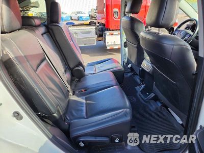 Zdjęcie 10 z 12 samochodu: 2019 TOYOTA HIGHLANDER HYBRID XLE VIN:5TDJGRFH0KS066923 - miniatura