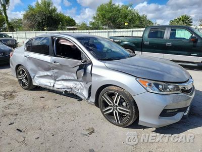 Czwarte zdjęcie samochodu z boku: 2017 HONDA ACCORD SPORT SPECIAL EDITION VIN:1HGCR2F19HA288560 - miniatura