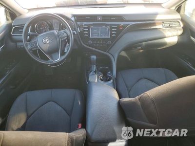Zdjęcie 8 z 13 samochodu: 2019 TOYOTA CAMRY LE VIN:4T1B11HK3KU254214 - miniatura