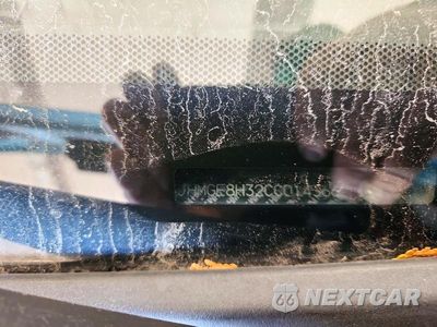 Zdjęcie 12 z 12 samochodu: 2012 HONDA FIT VIN:JHMGE8H32CC014366 - miniatura
