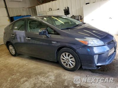 Czwarte zdjęcie samochodu z boku: 2013 TOYOTA PRIUS PLUG-IN HYBRID BASE VIN:JTDKN3DP0D3030638 - miniatura