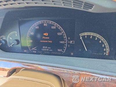 Zdjęcie 9 z 12 samochodu: 2007 MERCEDES-BENZ S 550 VIN:WDDNG71X47A064655 - miniatura