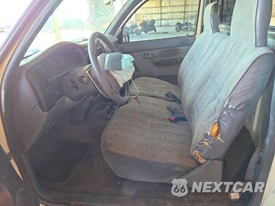 Zdjęcie 7 z 12 samochodu: 1998 TOYOTA TACOMA BASE VIN:4TANL42N3WZ020711 - miniatura