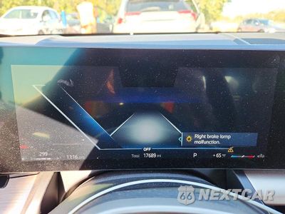 Zdjęcie 9 z 13 samochodu: 2025 BMW 530 XI VIN:WBA53FJ04SCU22074 - miniatura