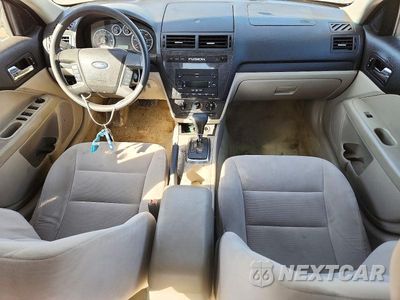 Zdjęcie 8 z 12 samochodu: 2006 FORD FUSION SE VIN:3FAFP07126R136729 - miniatura