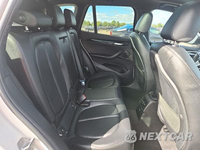 Zdjęcie 10 z 12 samochodu: 2018 BMW X1 XDRIVE28I VIN:WBXHT3C32J3H33481 - miniatura