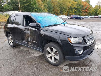 Czwarte zdjęcie samochodu z boku: 2017 JEEP COMPASS LATITUDE VIN:1C4NJDEB3HD126295 - miniatura