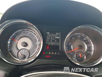 Zdjęcie 9 z 13 samochodu: 2014 CHRYSLER TOWN & COUNTRY TOURING L VIN:2C4RC1CGXER214939 - miniatura