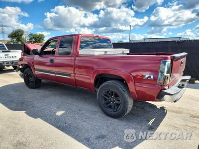 Drugie zdjęcie samochodu z przodu: 2005 CHEVROLET SILVERADO K1500 VIN:2GCEK19B151338710 - miniatura