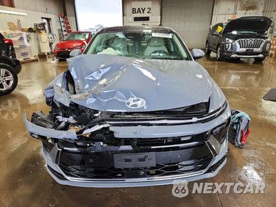 Piąte zdjęcie samochodu w środku: 2025 HYUNDAI SONATA HYBRID LIMITED VIN:KMHL54JJ9SA122555 - miniatura