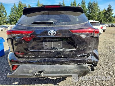 Zdjęcie 6 z 13 samochodu: 2022 TOYOTA HIGHLANDER XLE VIN:5TDHZRBH3NS194723 - miniatura