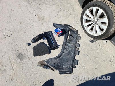 Zdjęcie 12 z 13 samochodu: 2012 VOLKSWAGEN CC SPORT VIN:WVWMP7AN8CE503864 - miniatura