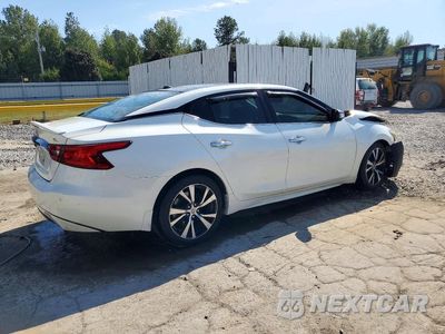 Trzecie zdjęcie samochodu z tyłu: 2017 NISSAN MAXIMA 3.5 SL VIN:1N4AA6AP2HC411030 - miniatura